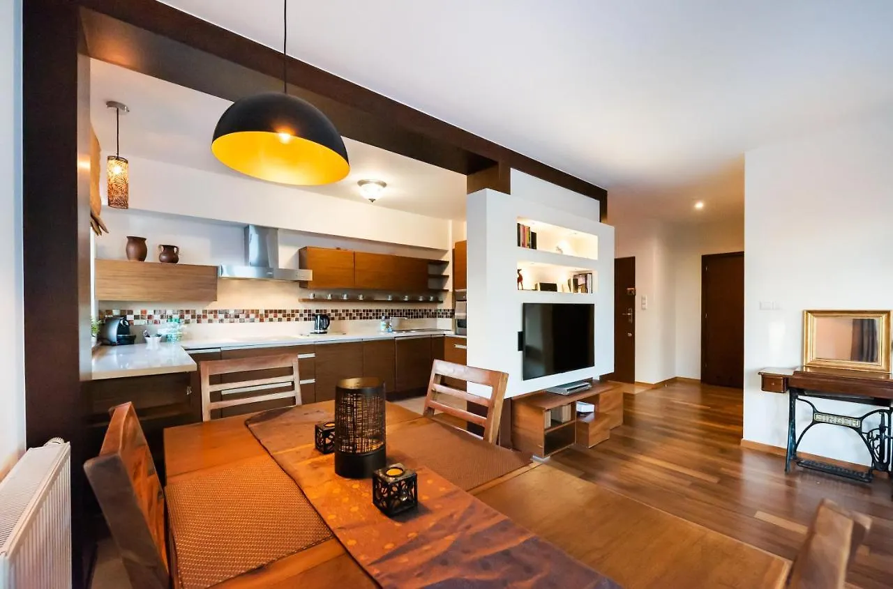 Bemowo Green Wood Apartment Warszawa