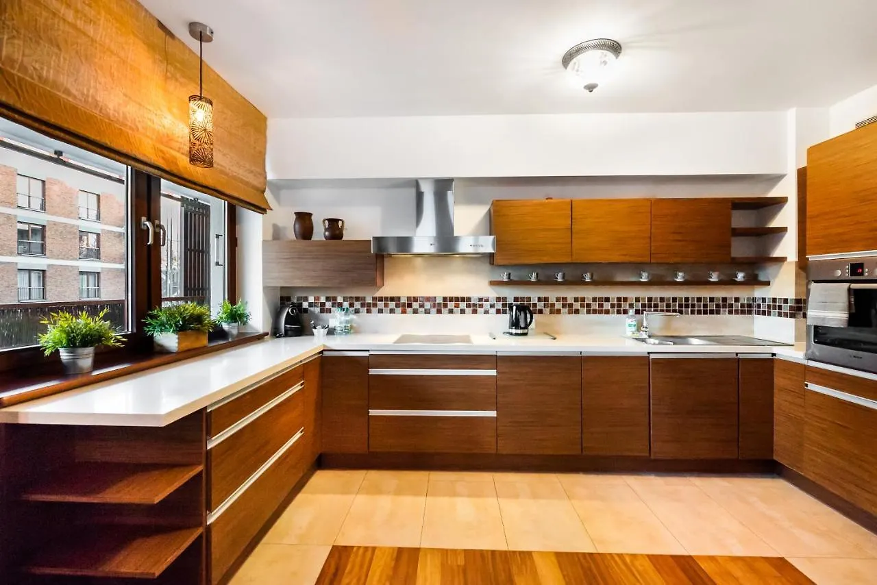 Bemowo Green Wood Apartment Warszawa